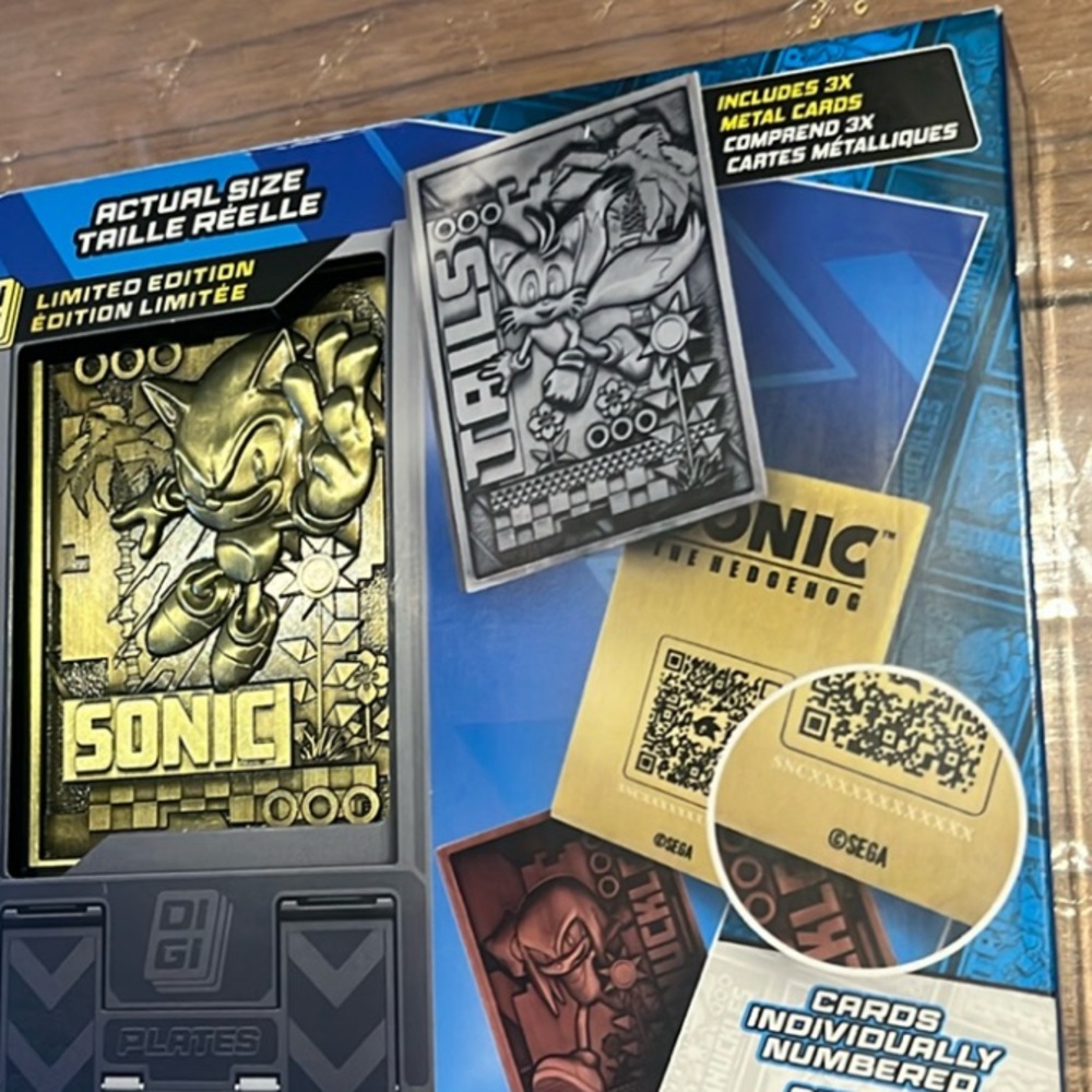 Sonic 3 Digiplate Metal Pack:Three Plates w Display&Interchangeable Phone Stand